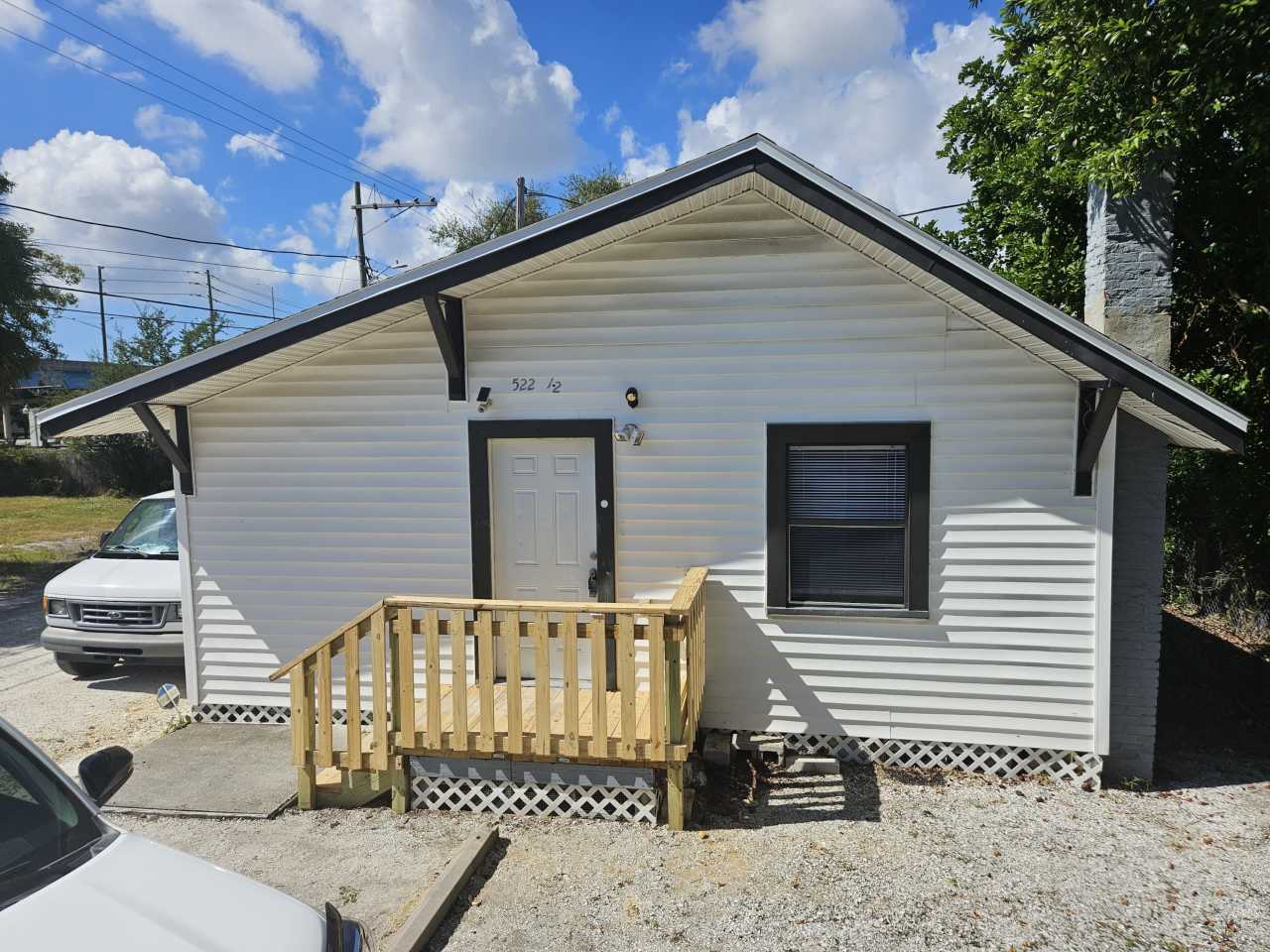 522 1/2 15th Street North