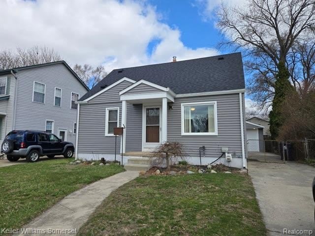 1113 WHITCOMB Avenue