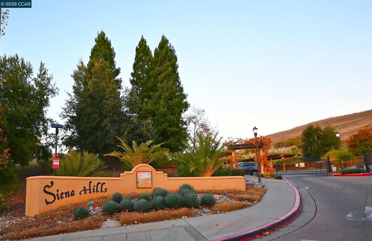 735 Watson Canyon Ct