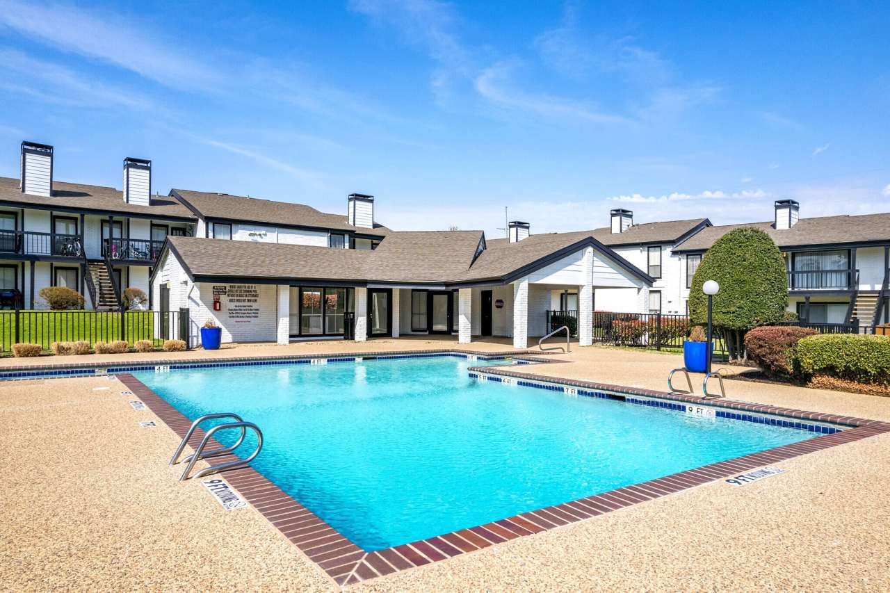 Keller Oaks Apartments