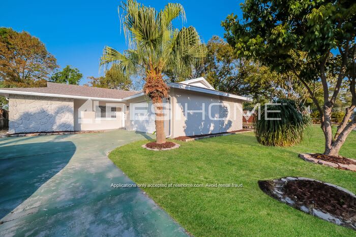 8590 91st Street North