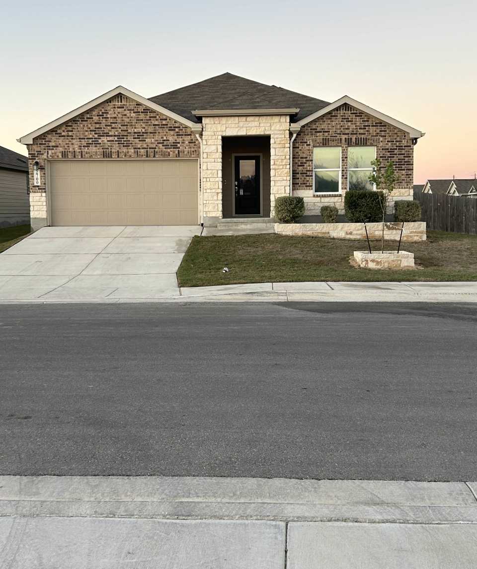 2700 San Martin Lane