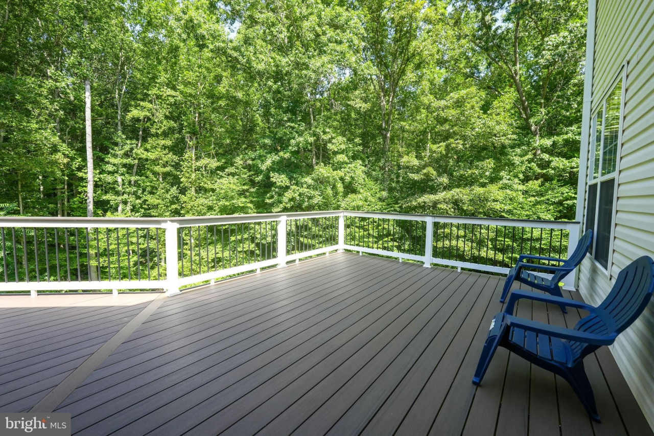 47 RIDINGS LANE