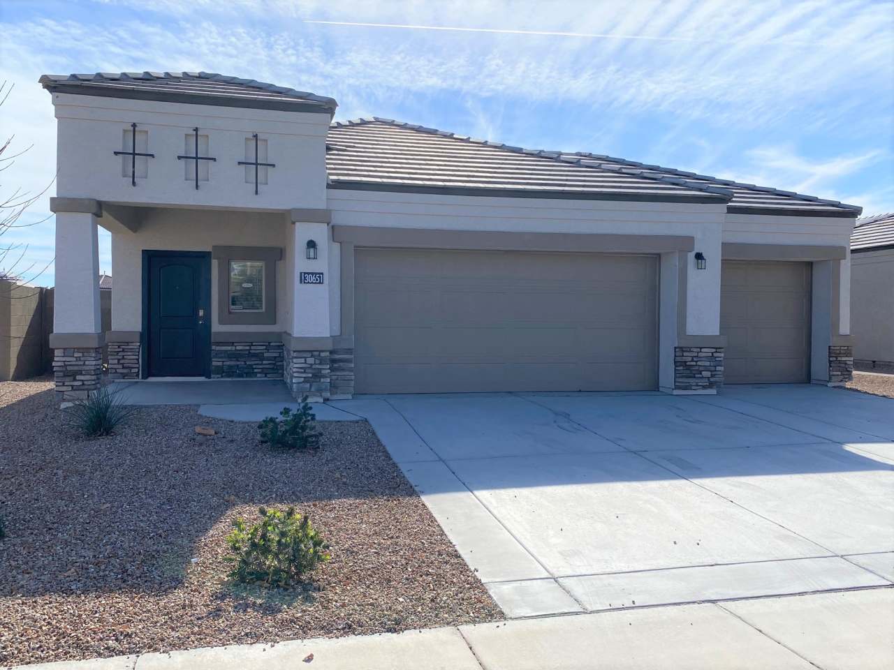 30651 West Amelia Avenue