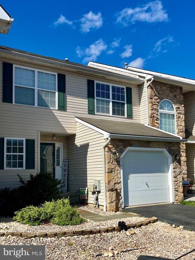 230 BECKINGTON CT