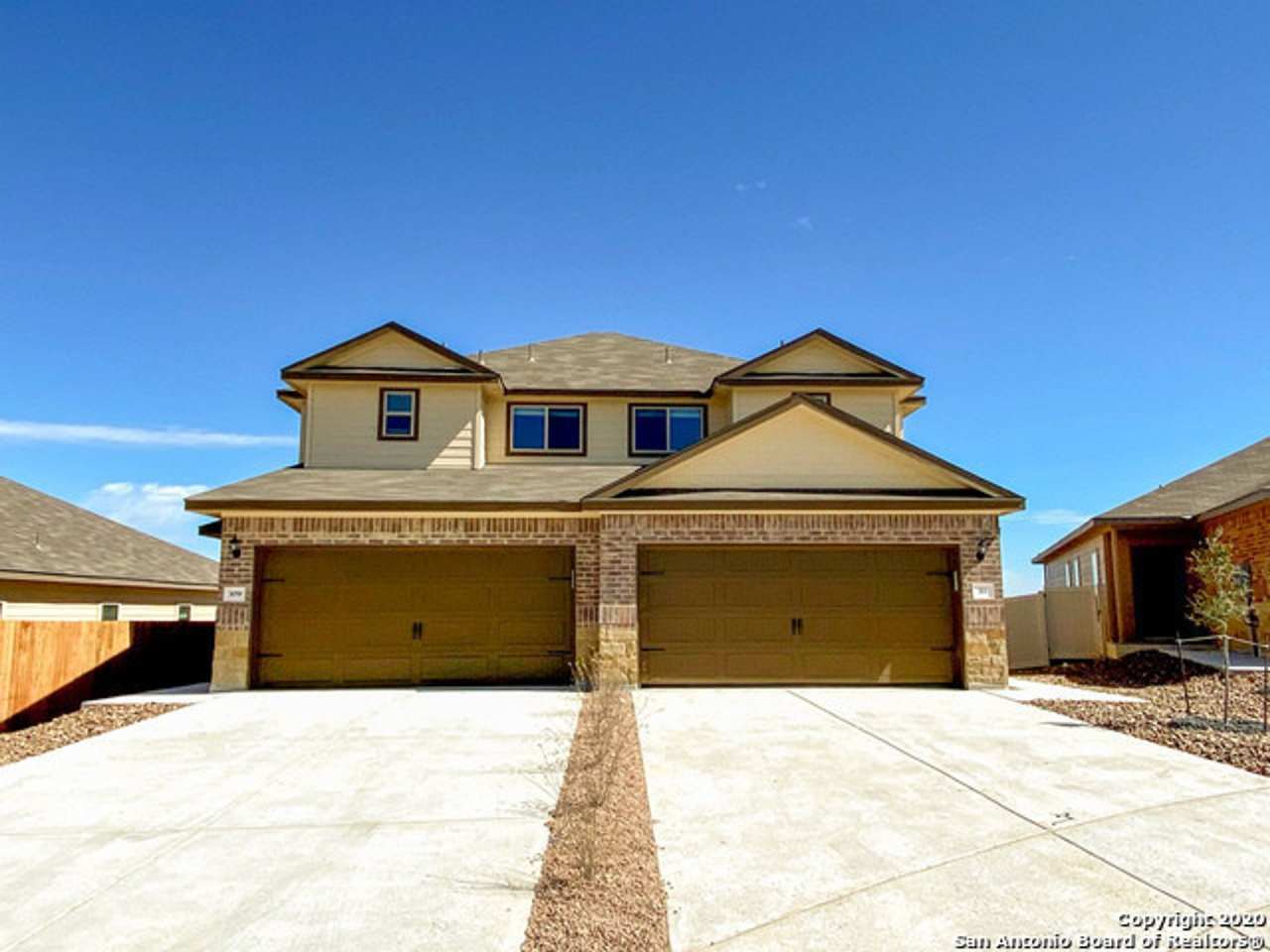 Luxury 3/2 Duplex in Seguin, Texas