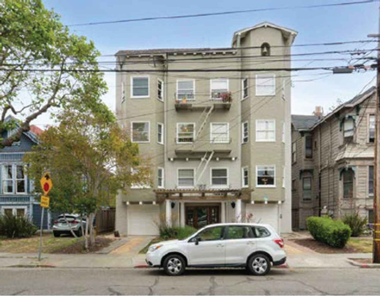 Beautiful Spacious 1 Bedroom Available NOW!