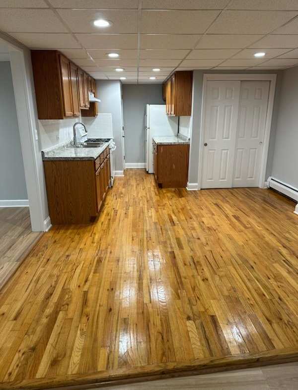 2550 West Catalpa Ave.