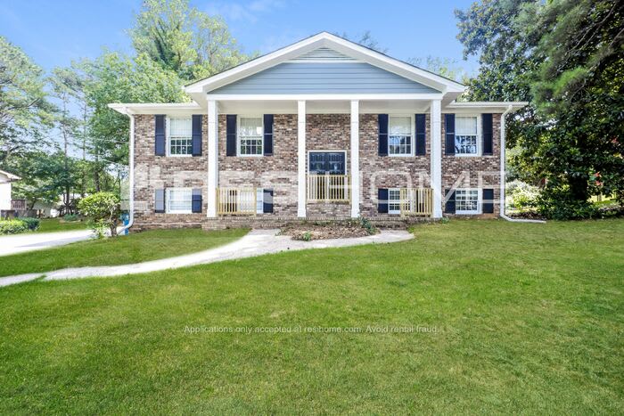 1504 Hampstead Place