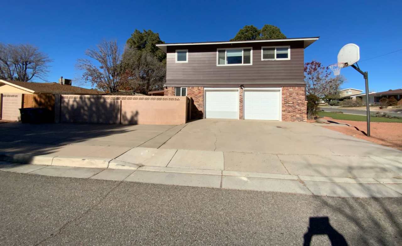 5 Bedroom Home Available Near Wyoming Blvd NE  Comanche Rd NE!