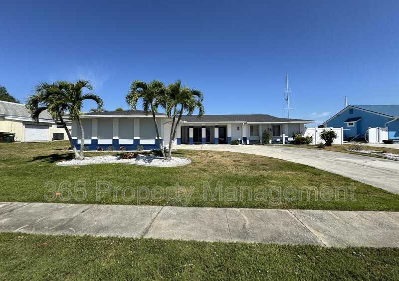 234 Tait Terrace Southeast