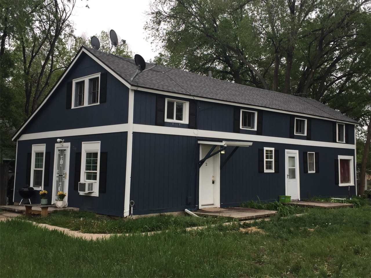 2419-3 East Monument Street