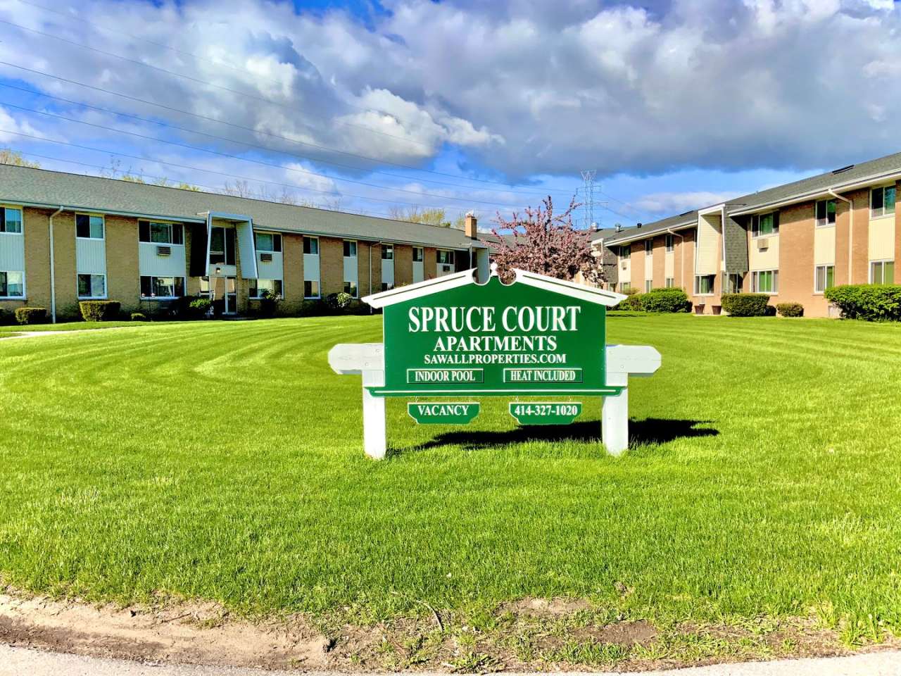 Spruce Court Apartment - Greenfield WI - Call 262-420-0390 to schedule a showing