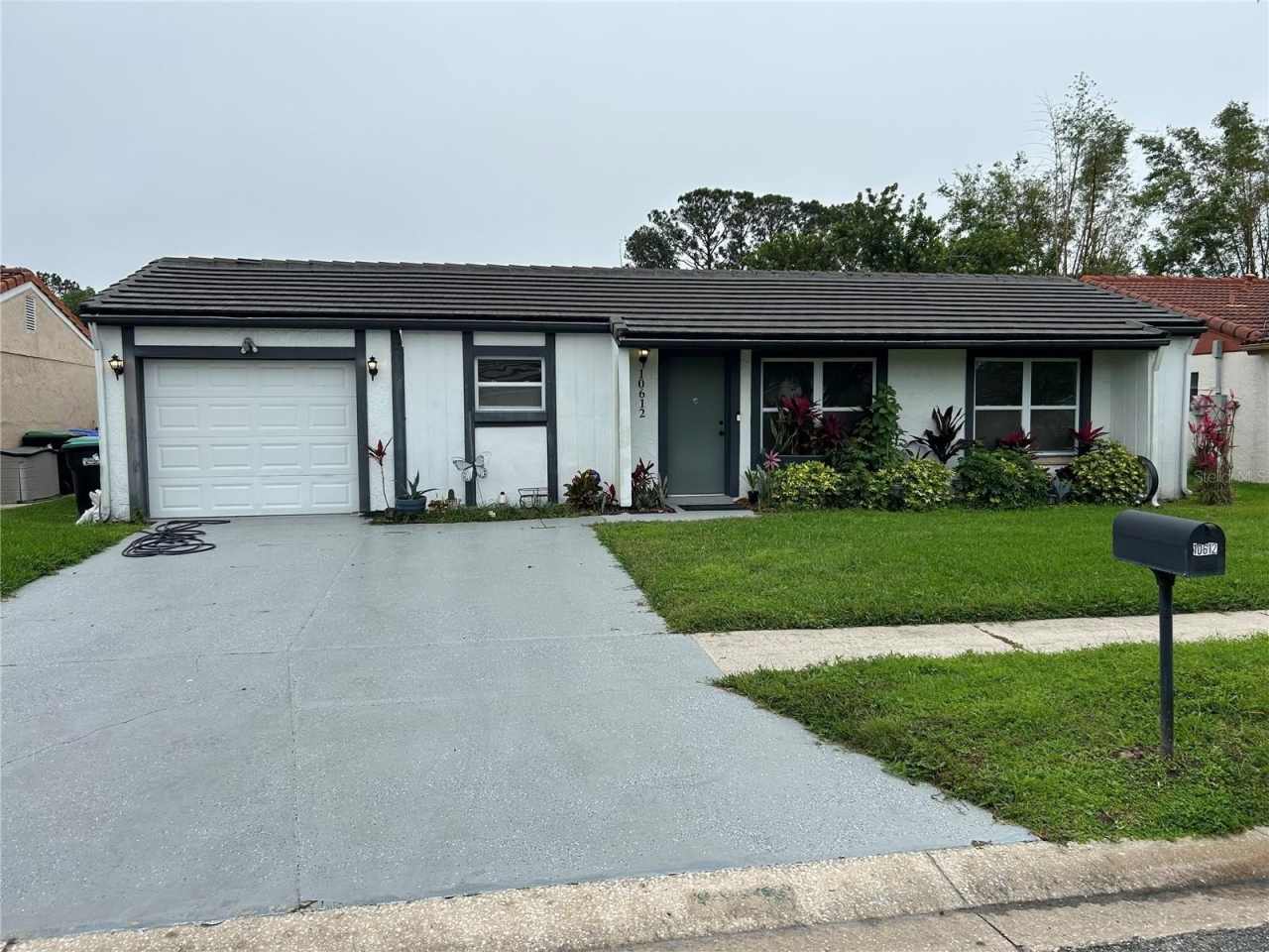 10612 WHITMAN CIRCLE