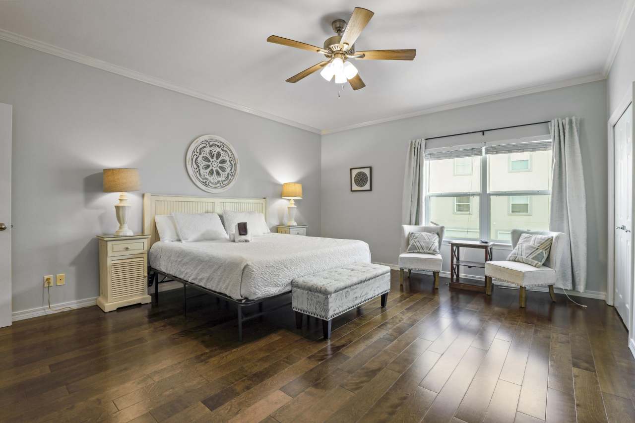 1986 Scenic Gulf Drive unit: # 11