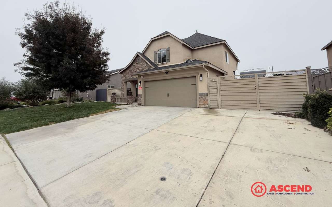 Remarkable 4 Bedroom Home With Office!