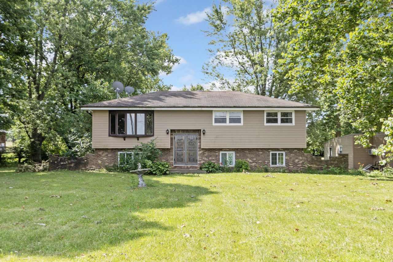 18215 Schweitzer Road W