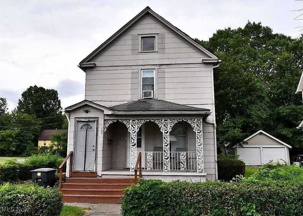 288 Dickey Avenue NW