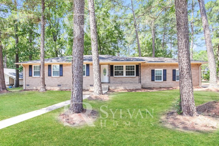 4725 Bonnie Forest Boulevard