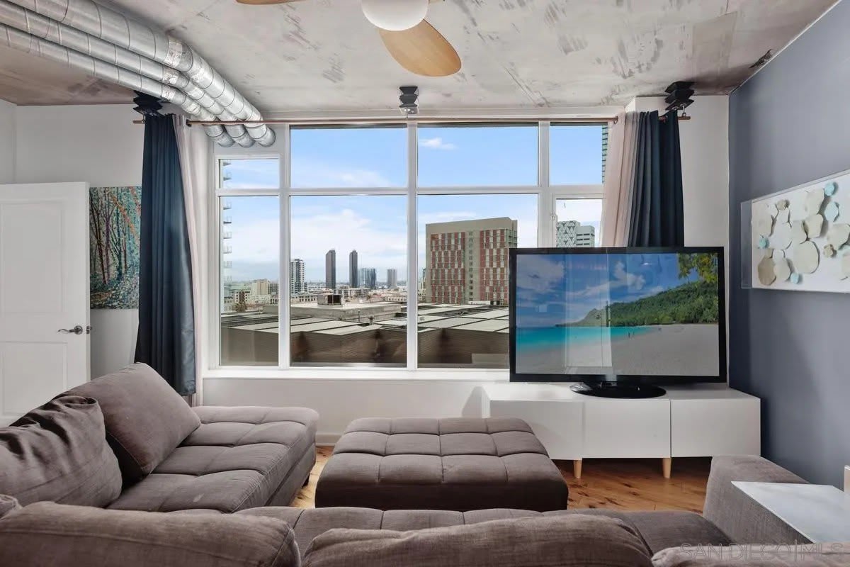 1080 Park Blvd unit: 916