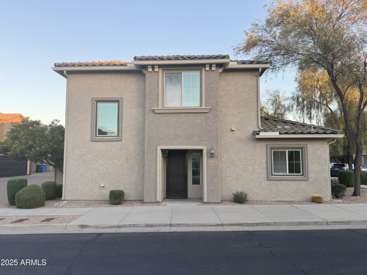 3670 E ZACHARY Drive