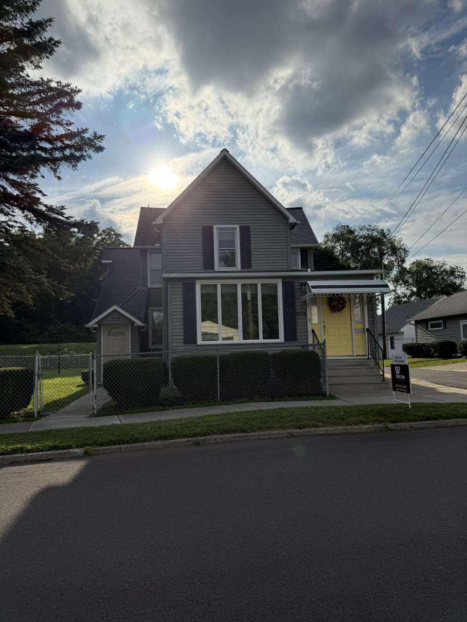 213 Conhocton Street