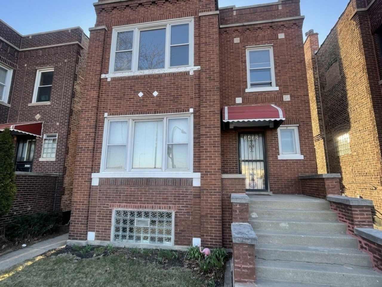 3432 N Central Park Avenue unit: 1