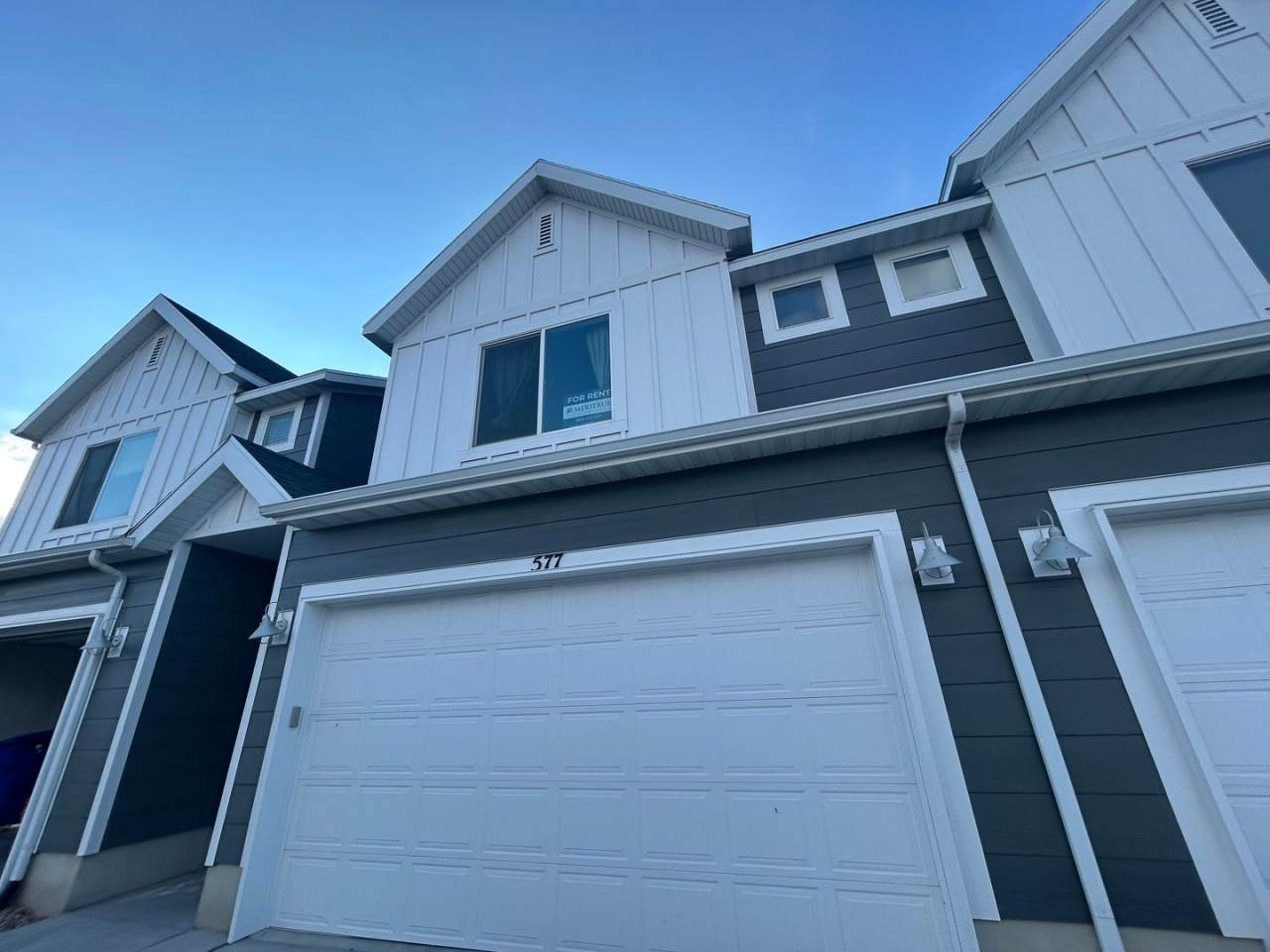 3 Bedroom 3 Bathroom Townhouse in Saratoga Springs!