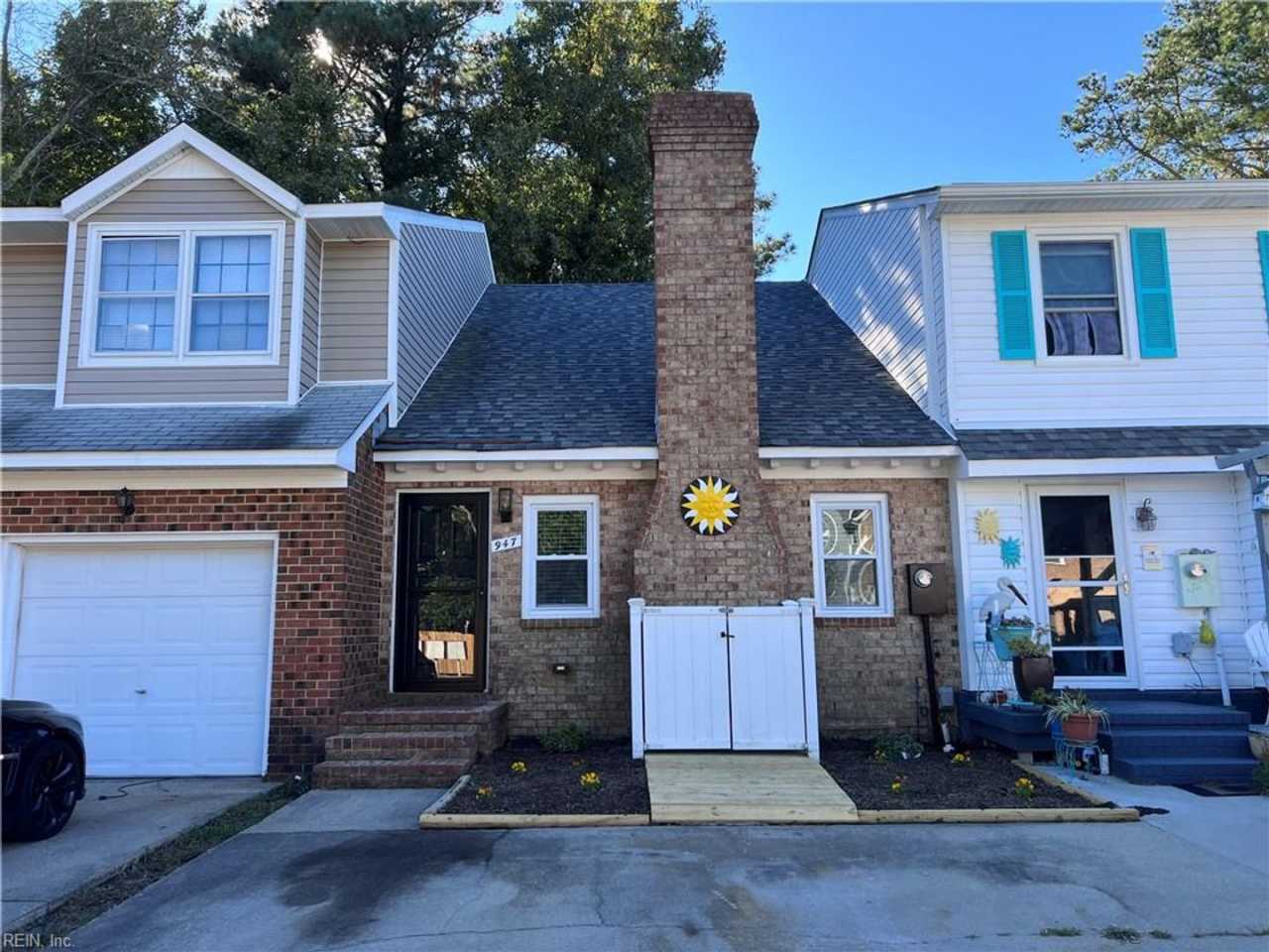 947 Wildwood Square Court, Va. Beach, VA 23454