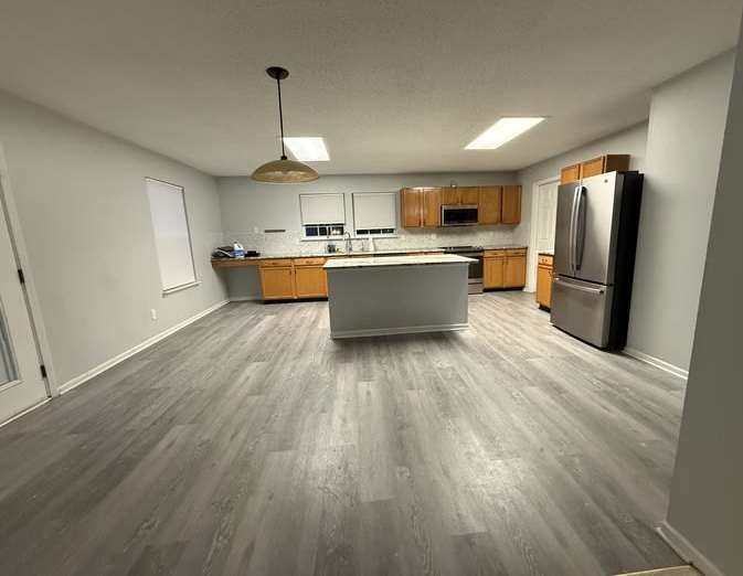 14302 Holly Berry Circle