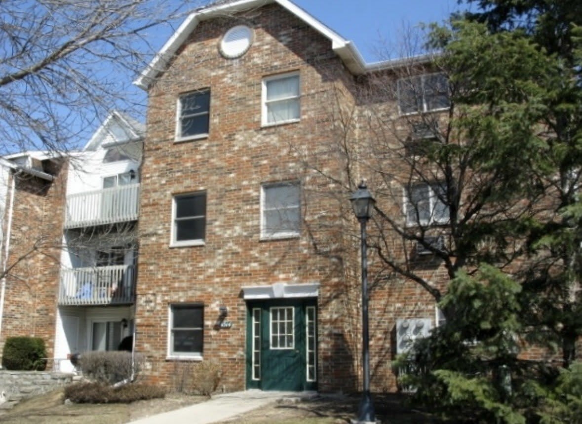 4314 W Shamrock Lane