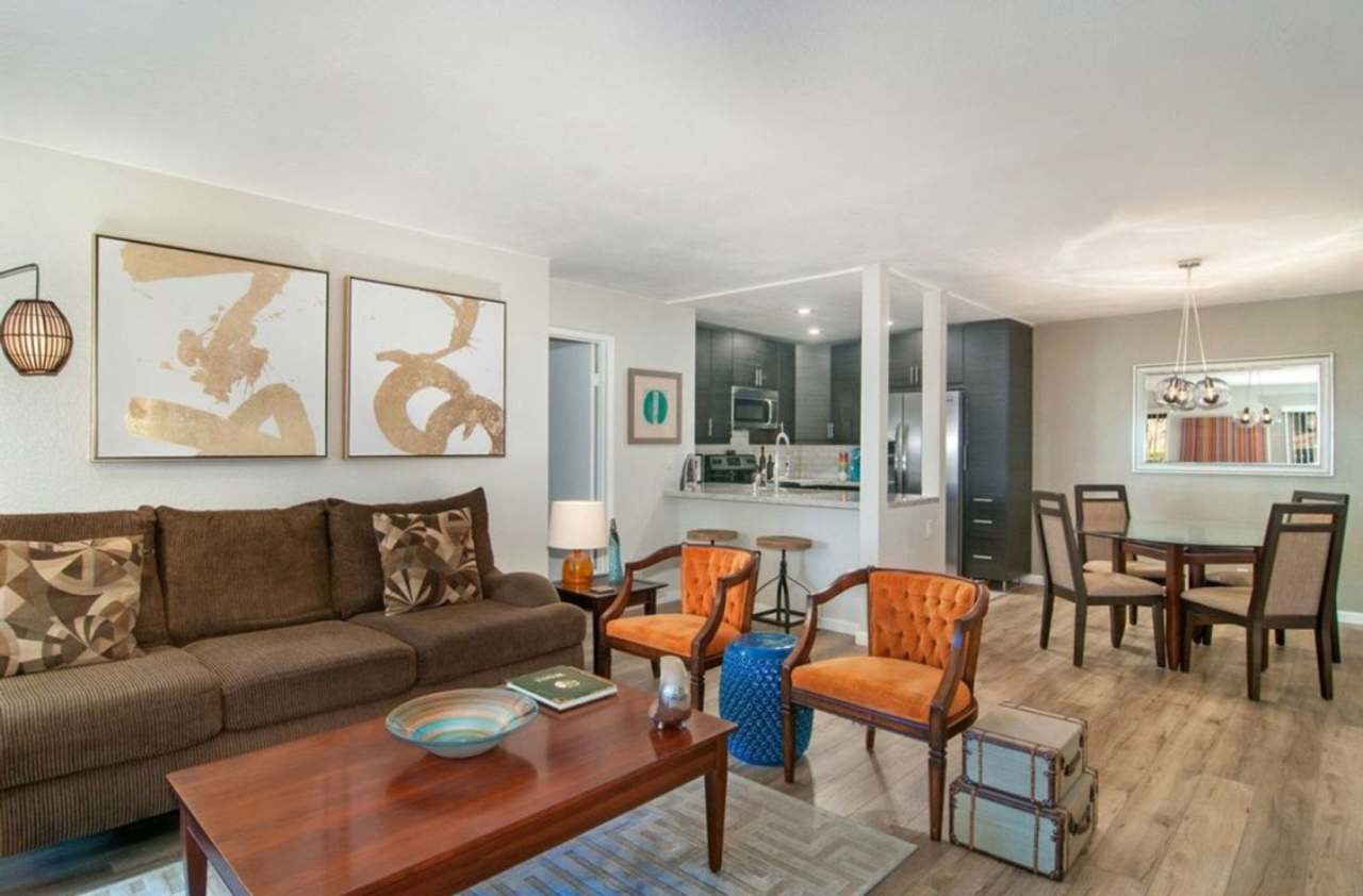 10425 Caminito Cuervo