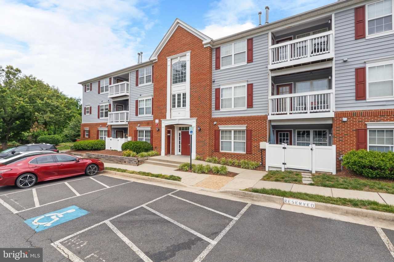 511 CONSTELLATION SQUARE SE