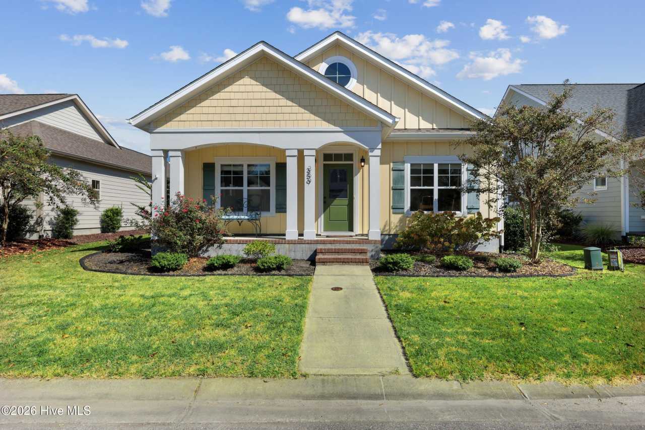 359 Hanover Lakes Drive