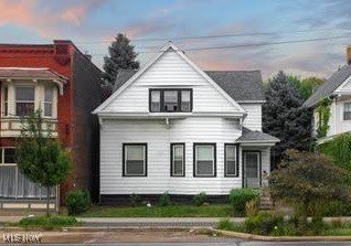 5213 Fleet Avenue unit: Rear Unit