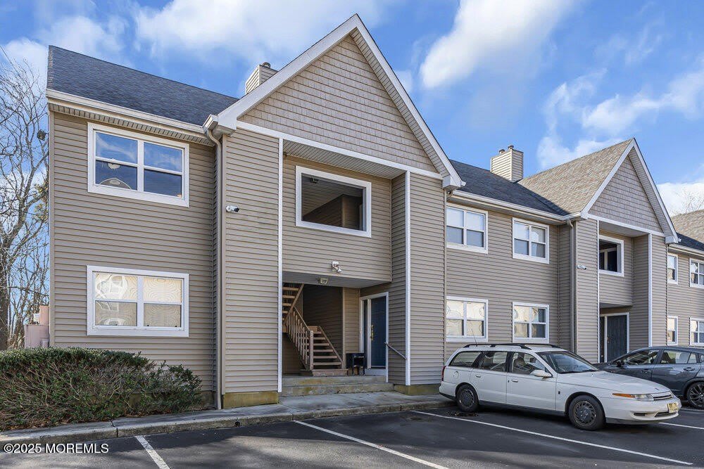 290 N Route 9 Street unit: B10