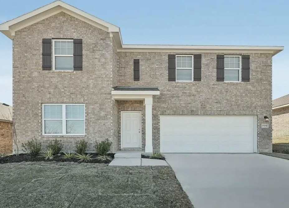 1304 HAMILTON Street