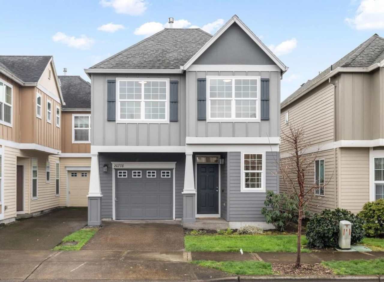 20778 SW Skiver Street ~ Stunning Home in Arbor Vineyards!