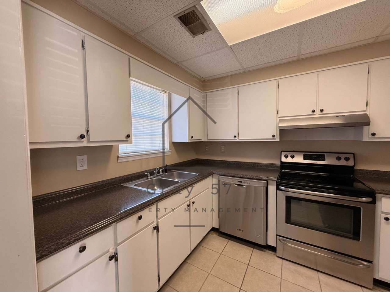 2 bed, 1.5 bath townhome in Helena