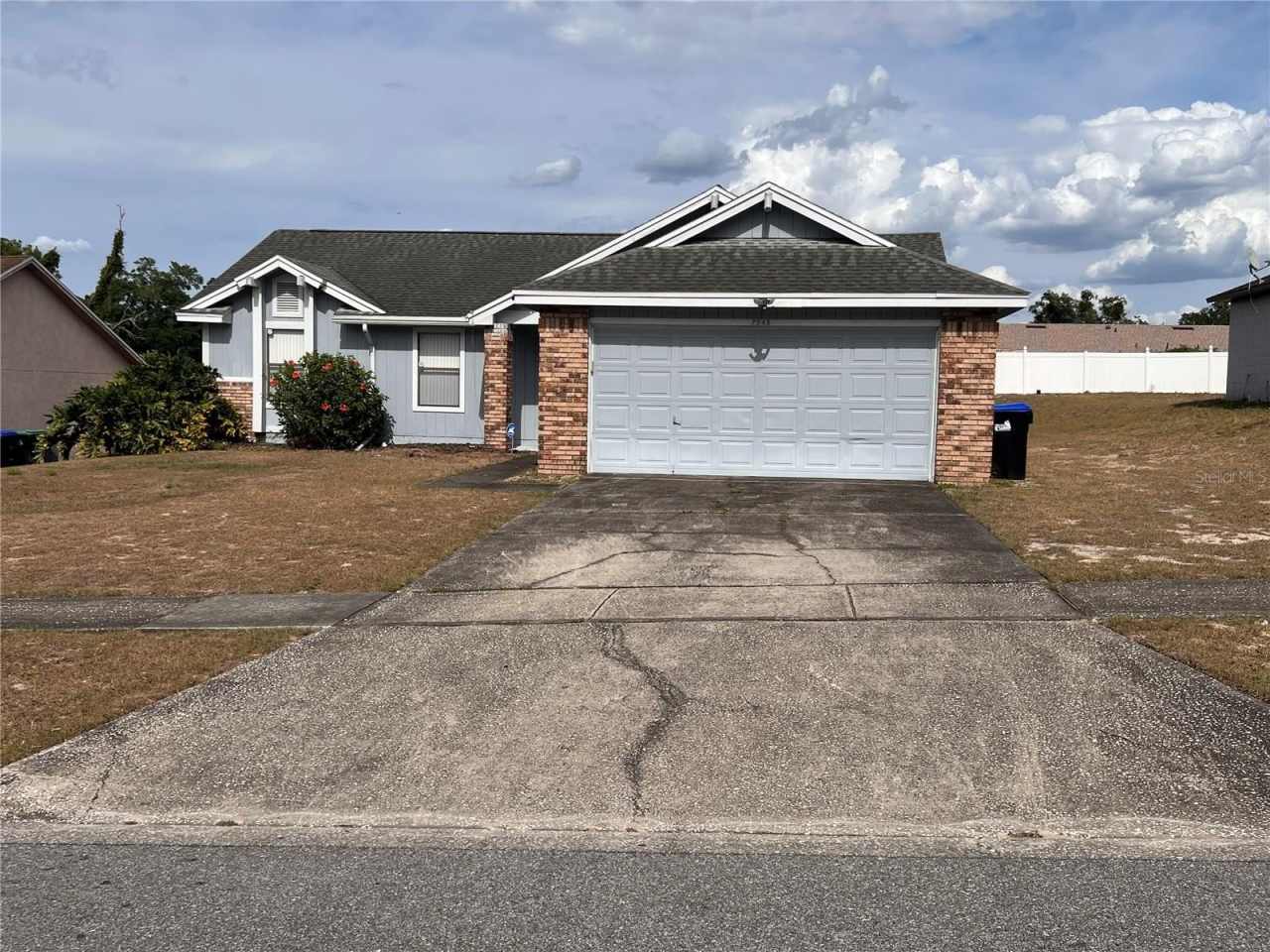 2943 ROUNDABOUT LANE