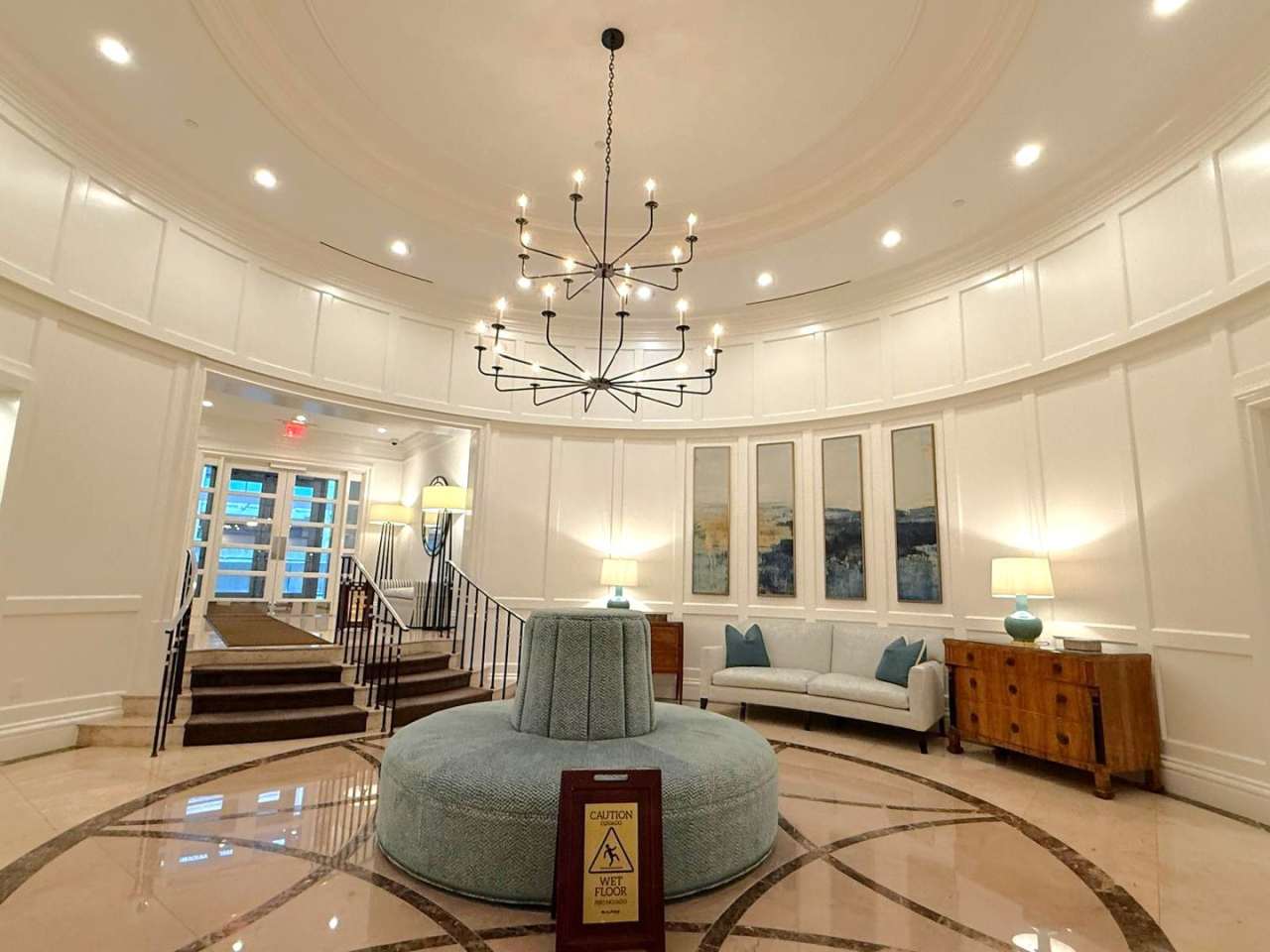 Elegant Back Bay Living in Full-Service Landmark Building