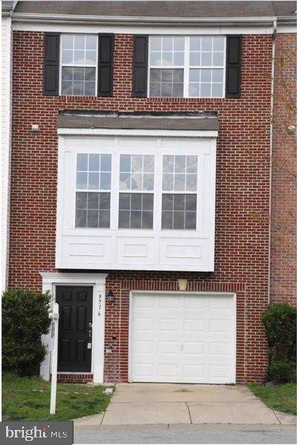 9716 WOODYARD Circle