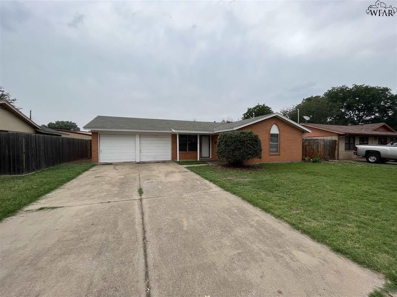 4704 NORTHSHORE DRIVE