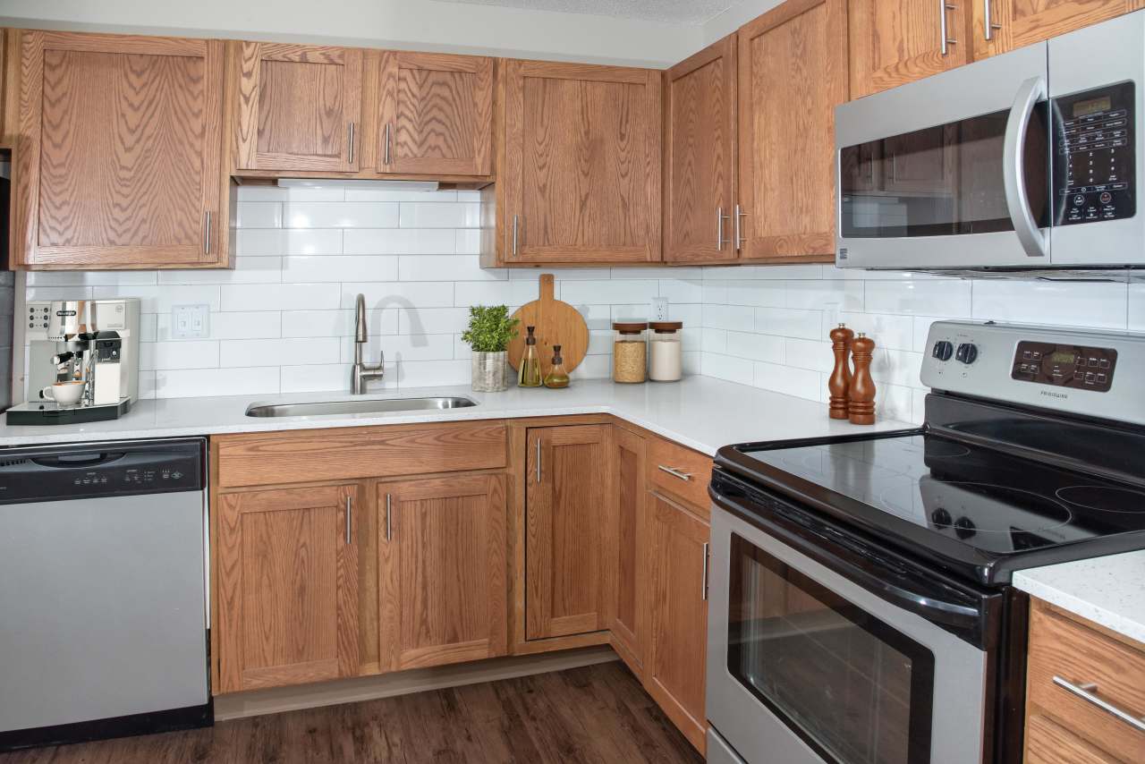 Woodridge Apartments