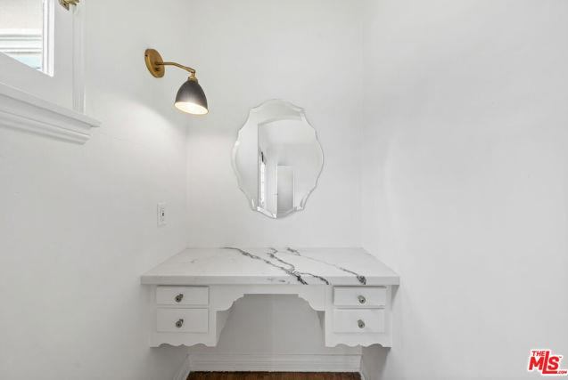 6427 1/2 Orange Street