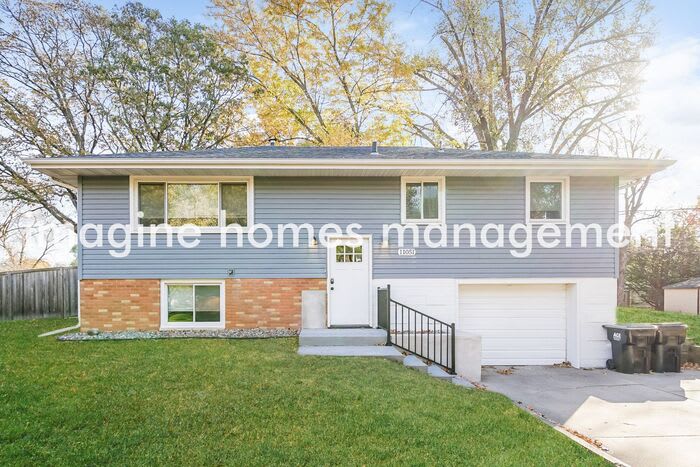 11051 Holly Street Northwest