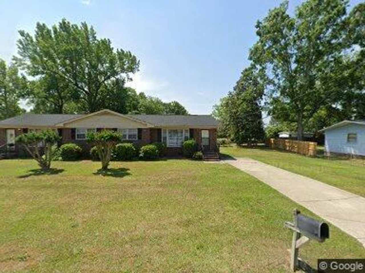 1202 East 9th Street