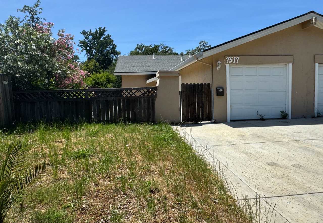 7517-7519 Saint Philomena Way