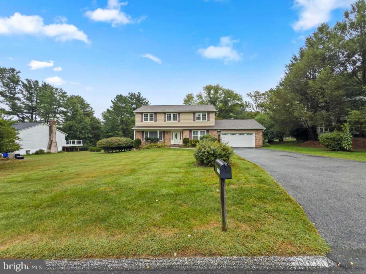 10034 CHATELAINE Circle