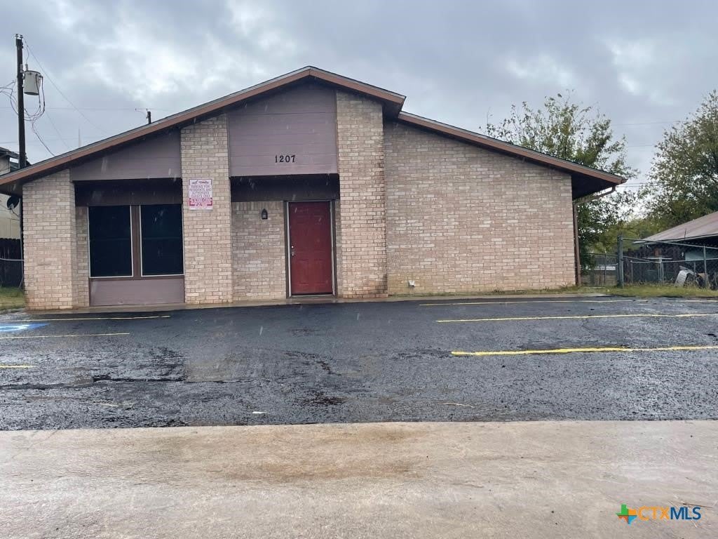 1207 Charisse Street unit: D